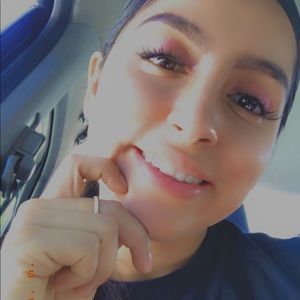 Meet your Posher, Paulina